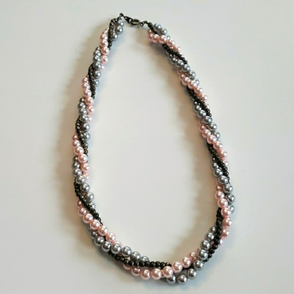Pink and Gray Twisted Faux Pearl Necklace - $5 Add-on